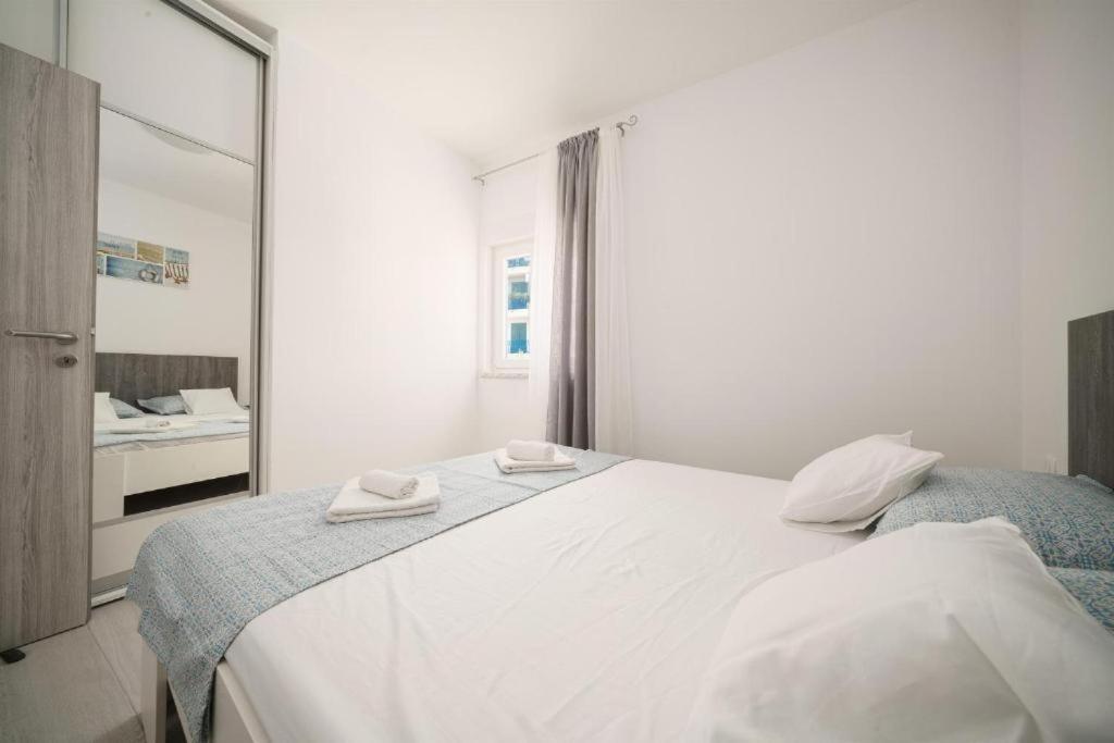 Apartments Dobrenic โวดีเซ ภายนอก รูปภาพ